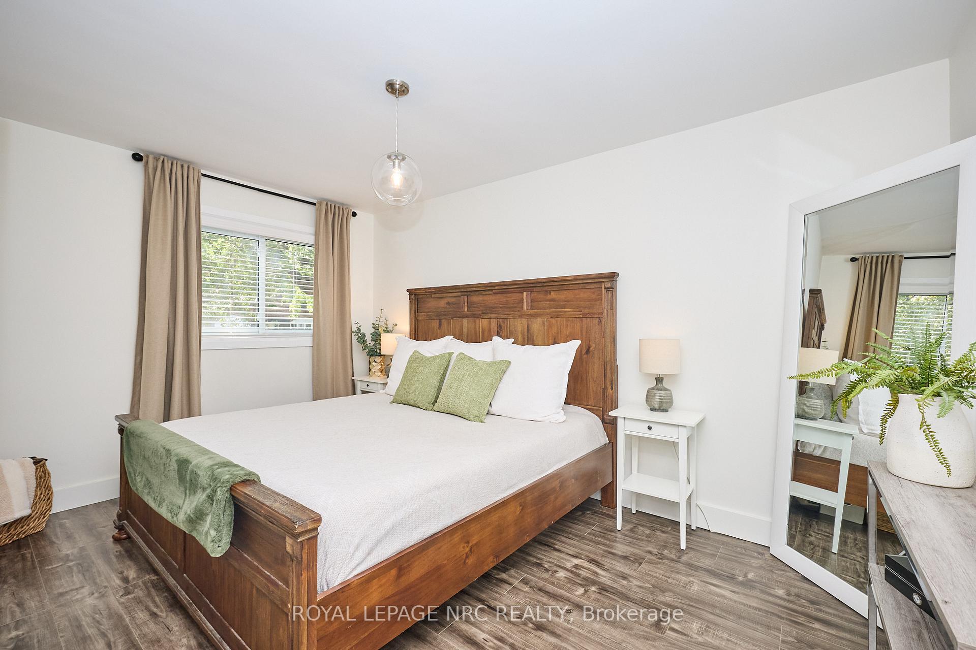 Photo 14 of 37 Cecil Street, St. Catharines, Lakeport — HOMEH