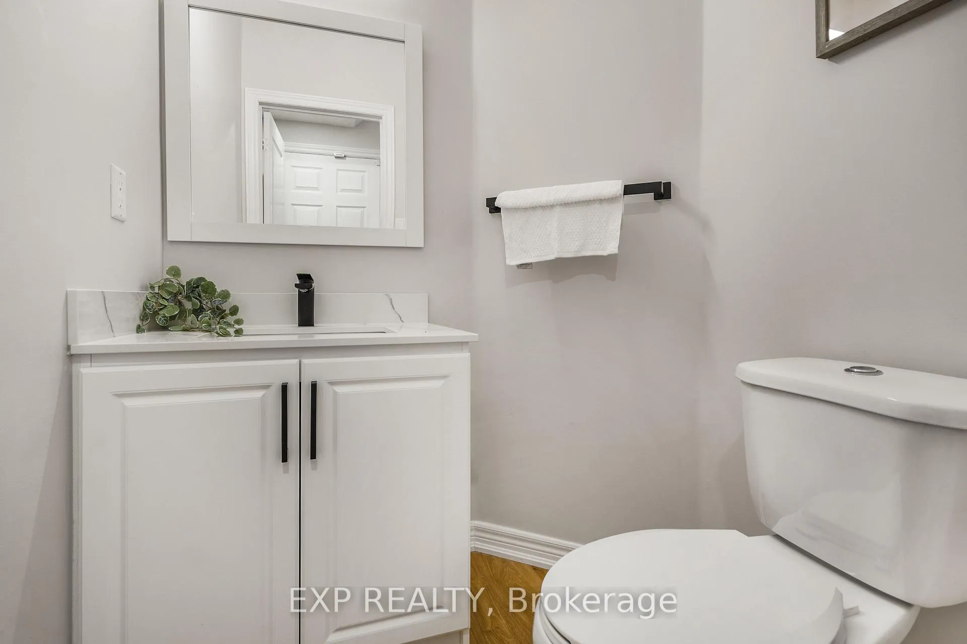 Photo 14 of 15 Freesia Road, Brampton, Northwest Sandalwood Parkway — HOMEH