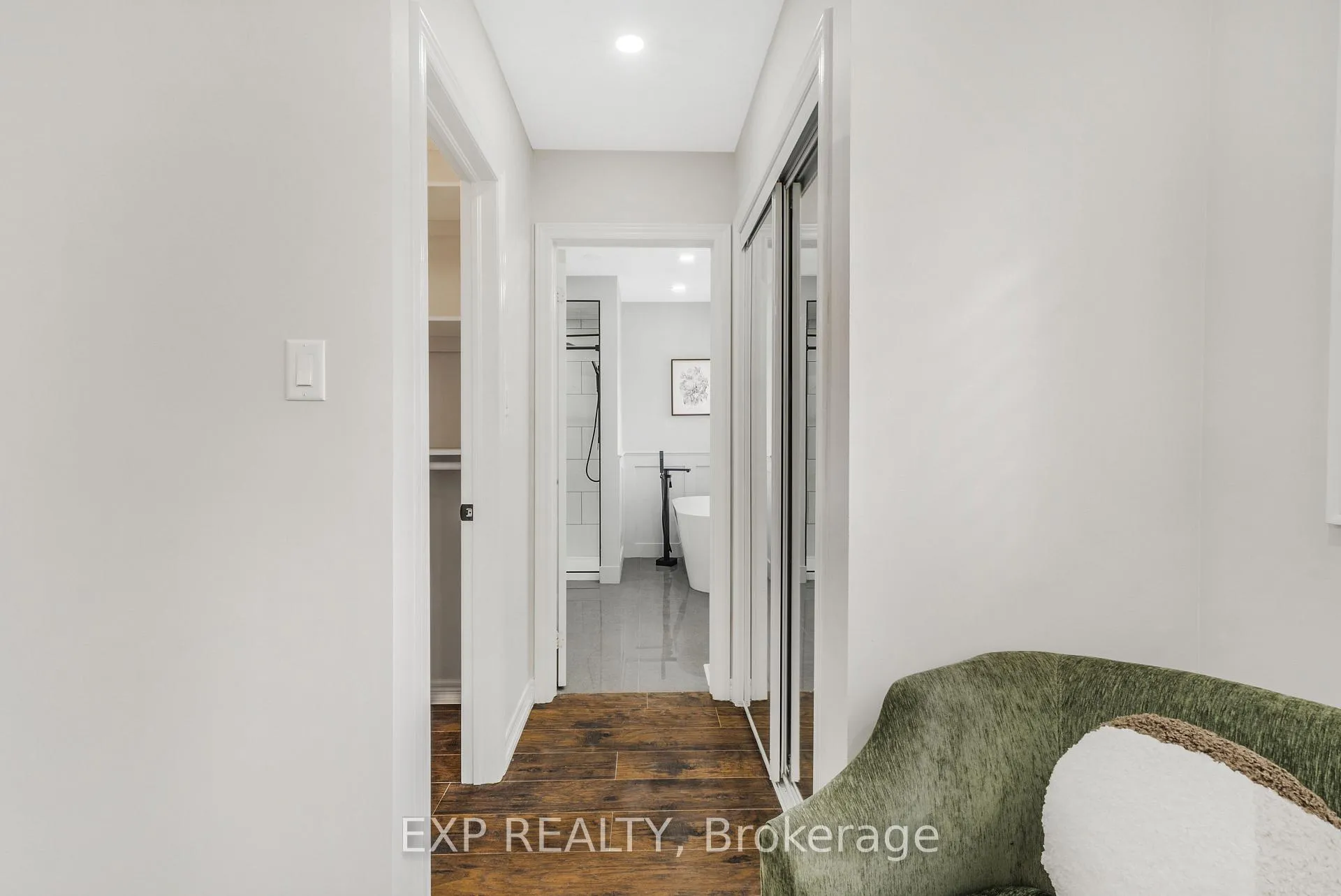 Photo 17 of 15 Freesia Road, Brampton, Northwest Sandalwood Parkway — HOMEH