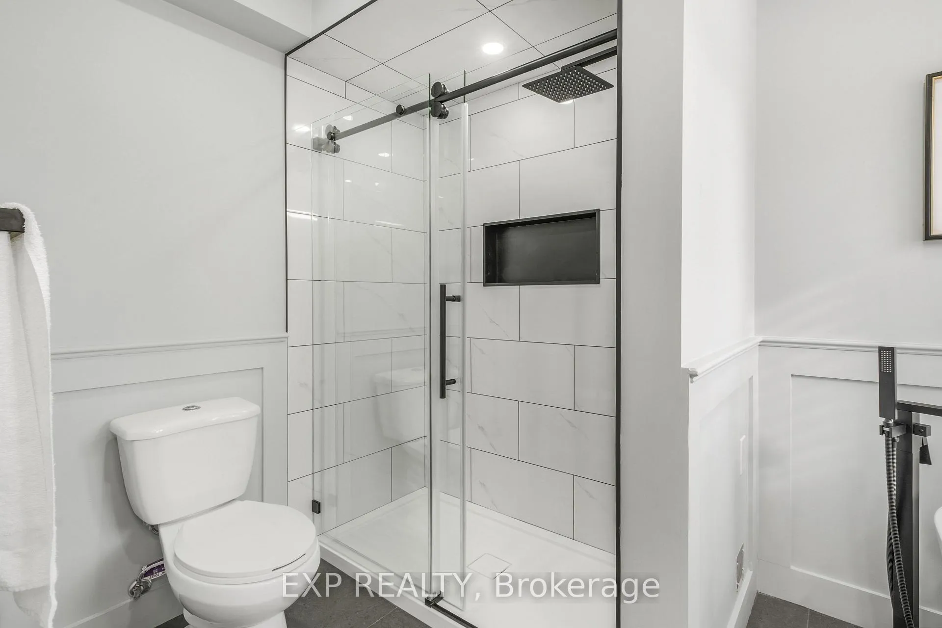 Photo 19 of 15 Freesia Road, Brampton, Northwest Sandalwood Parkway — HOMEH