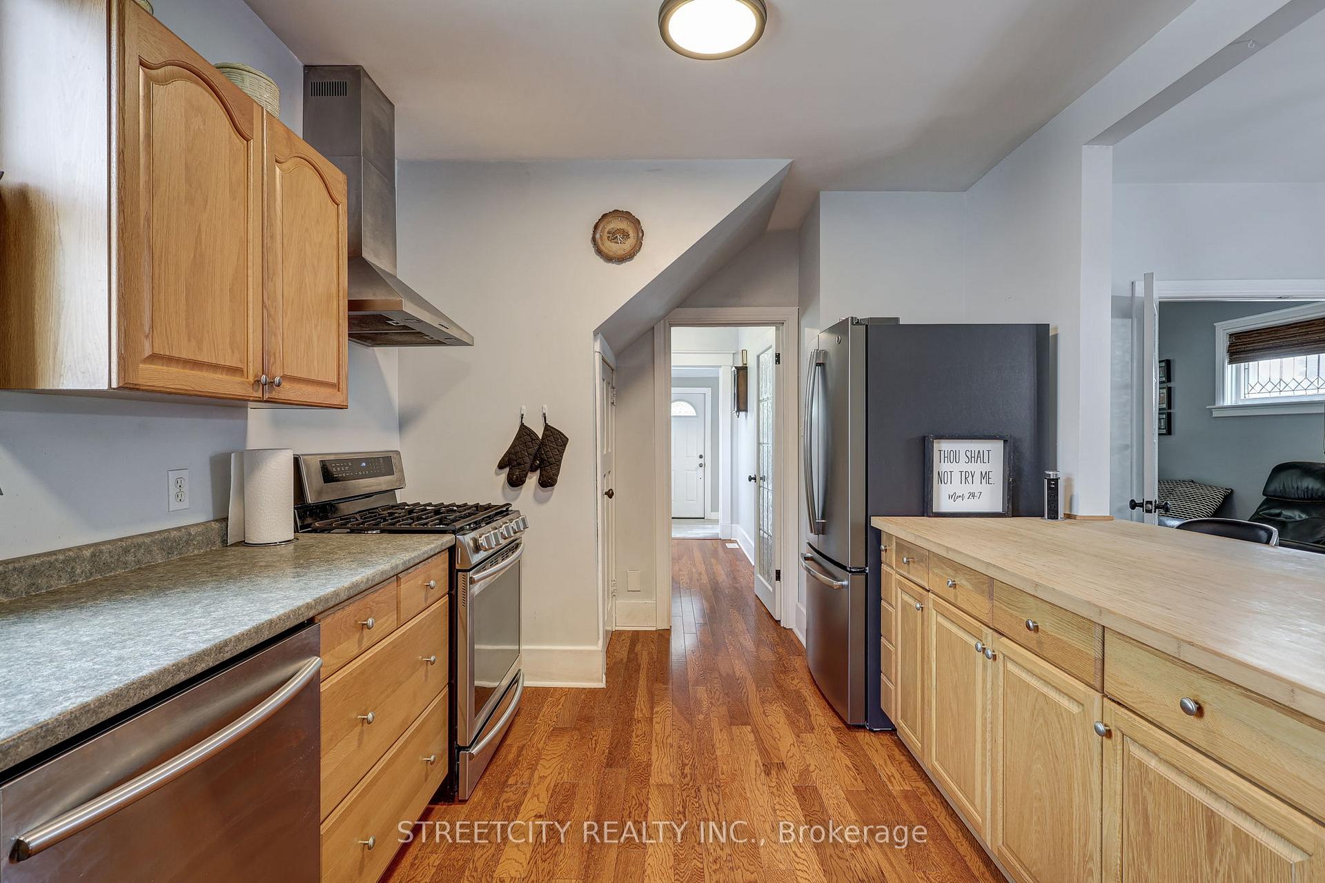 Photo 18 of 76 Fairview Avenue, St. Thomas — HOMEH