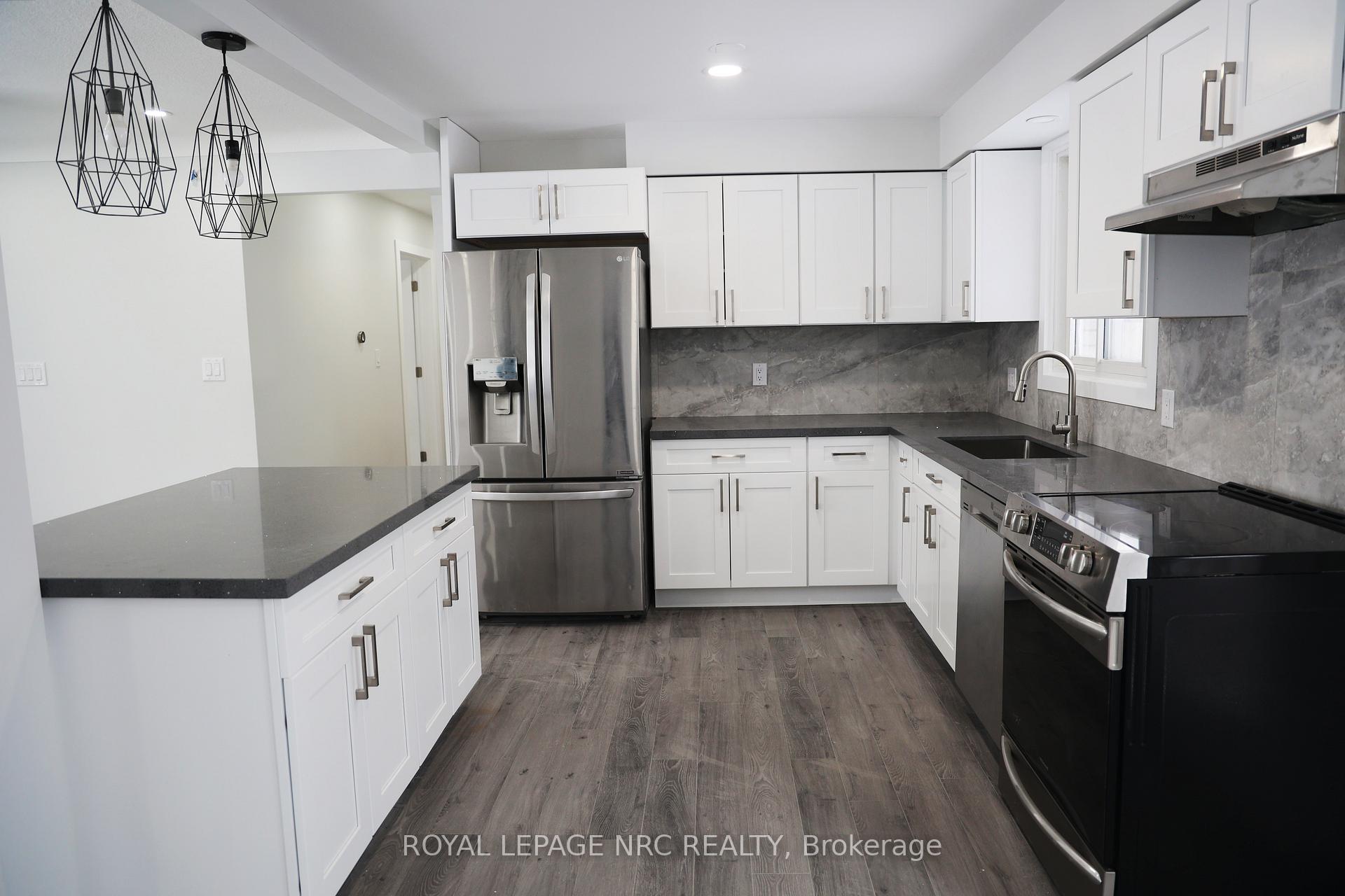 Photo 4 of Unit upper, 9 Chapman Court, St. Catharines, Carlton/Bunting — HOMEH