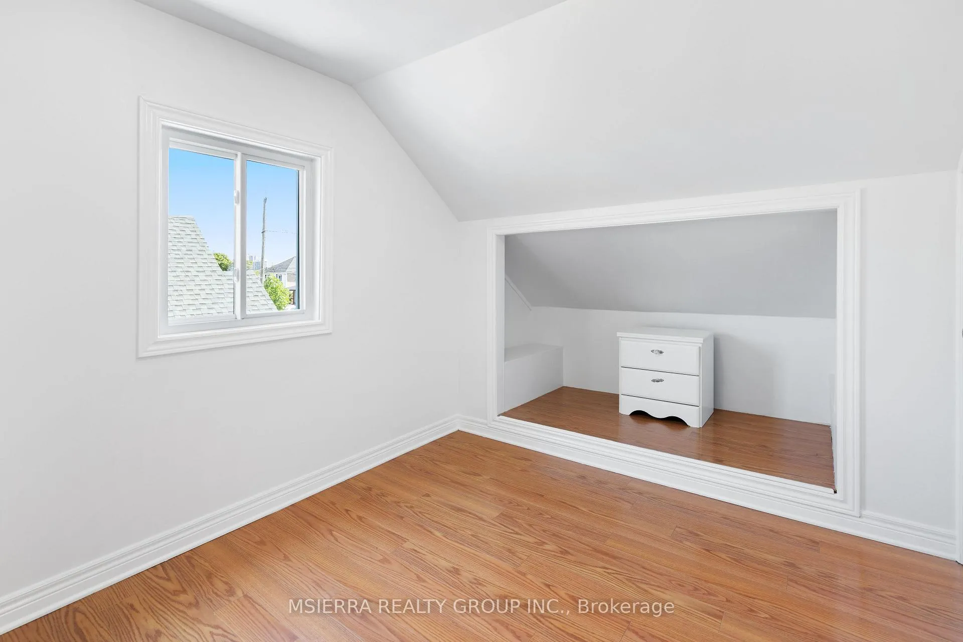 Photo 100 of 59 Hamilton Street, St. Catharines, Western Hill — HOMEH
