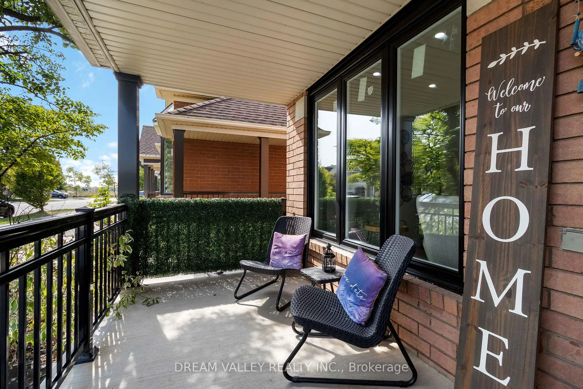 Photo 2 of 1517 Evans Terrace, Milton, Clarke — HOMEH