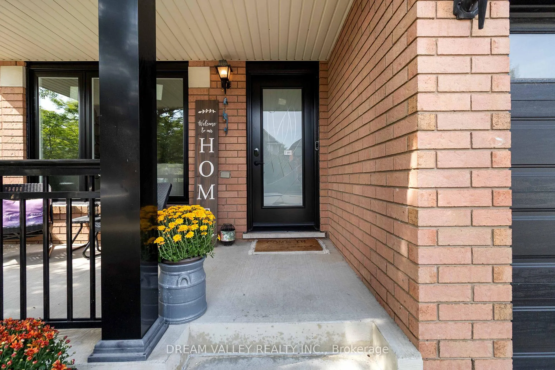 Photo 3 of 1517 Evans Terrace, Milton, Clarke — HOMEH