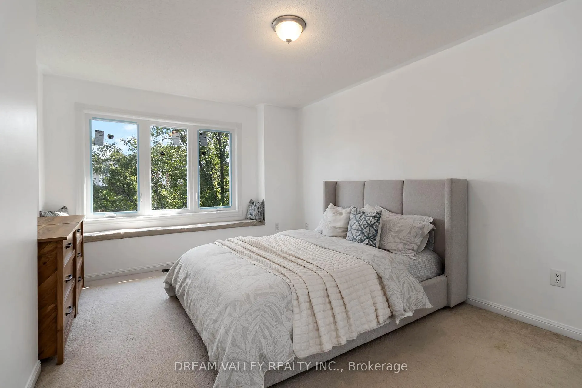 Photo 12 of 1517 Evans Terrace, Milton, Clarke — HOMEH