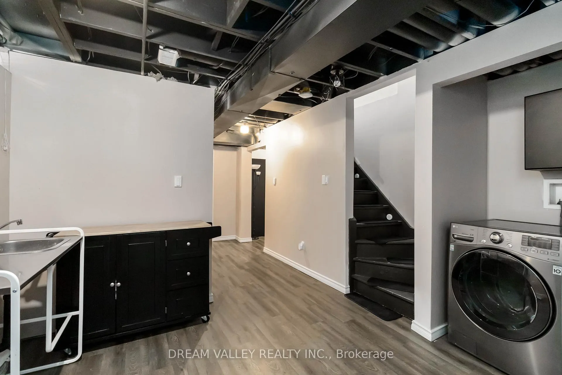 Photo 18 of 1517 Evans Terrace, Milton, Clarke — HOMEH