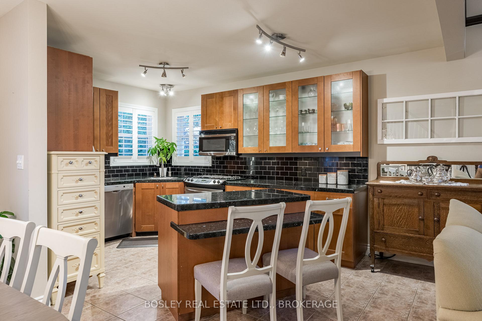 Photo 10 of 62 Dalhousie Avenue, St. Catharines, Port Dalhousie — HOMEH