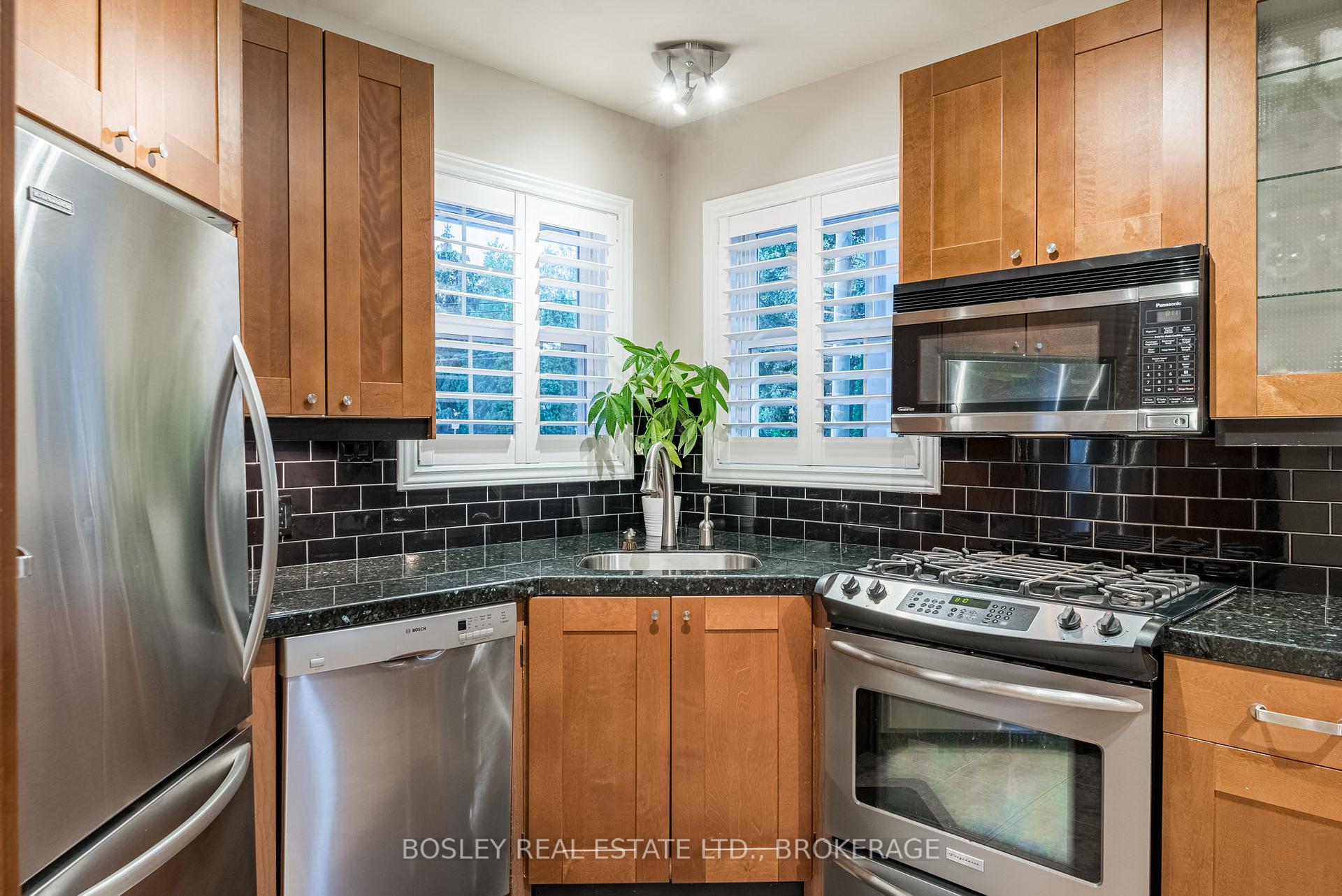 Photo 12 of 62 Dalhousie Avenue, St. Catharines, Port Dalhousie — HOMEH