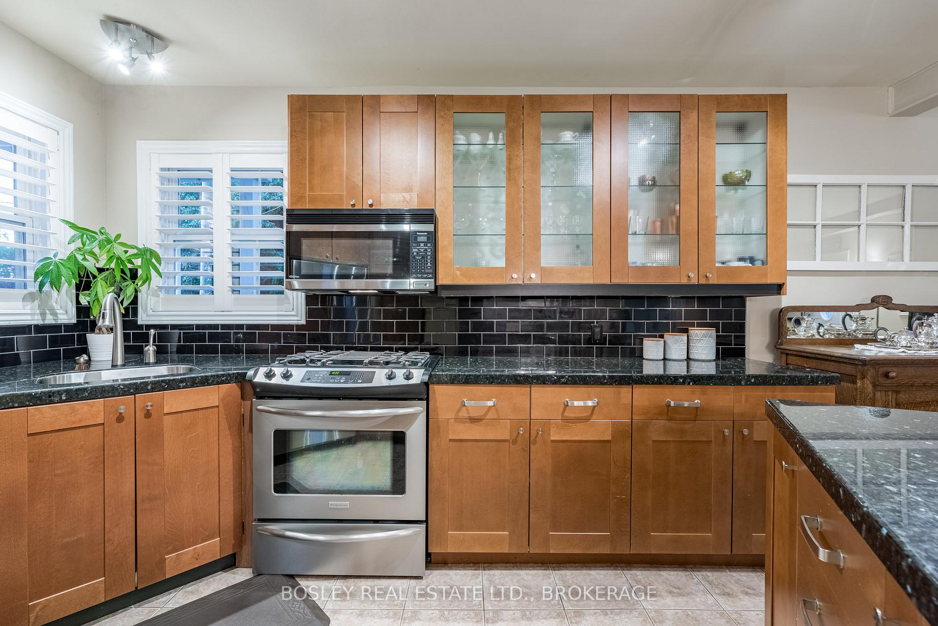 Photo 13 of 62 Dalhousie Avenue, St. Catharines, Port Dalhousie — HOMEH