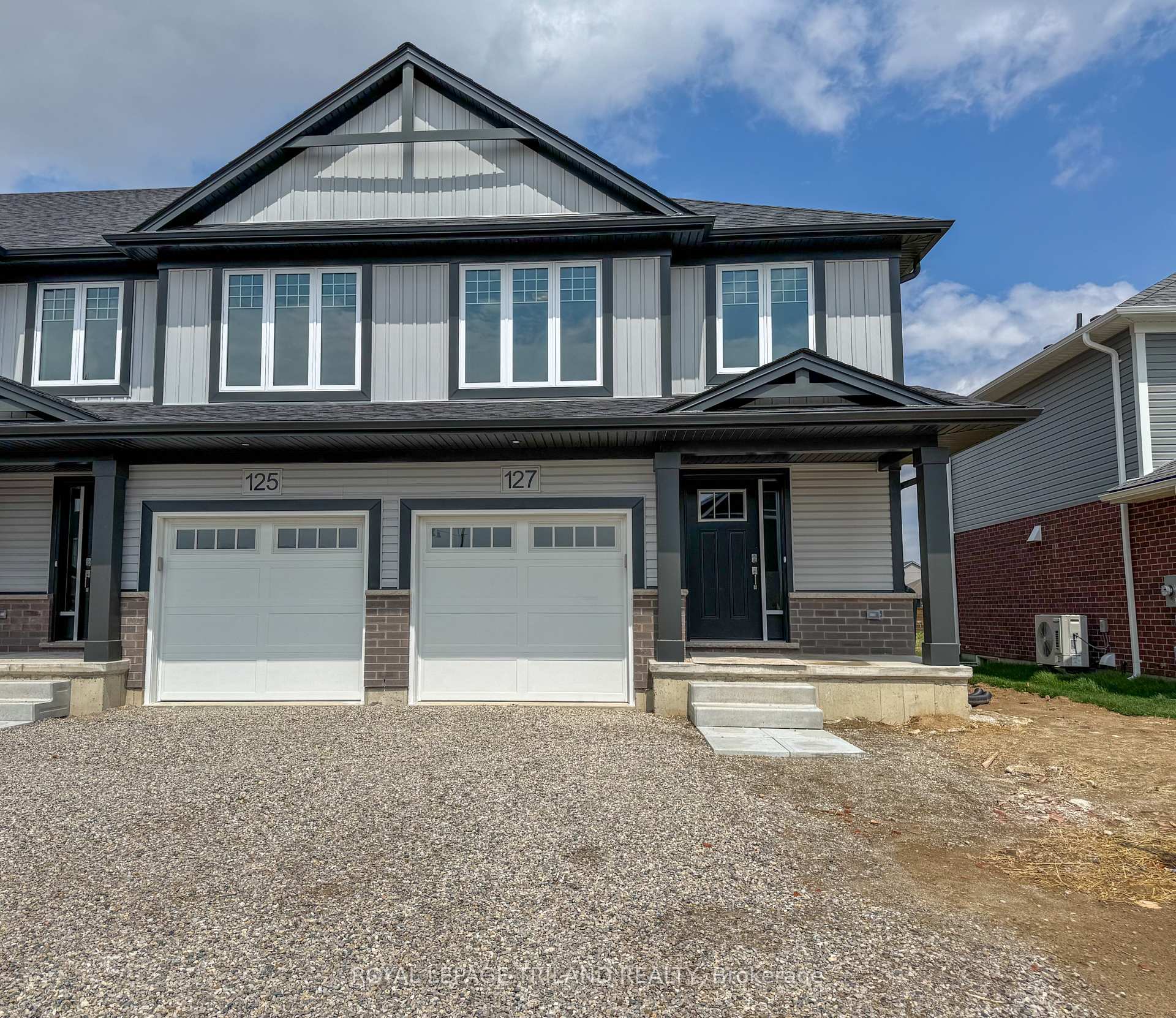 Photo 1 of 127 Empire Parkway, St. Thomas — HOMEH