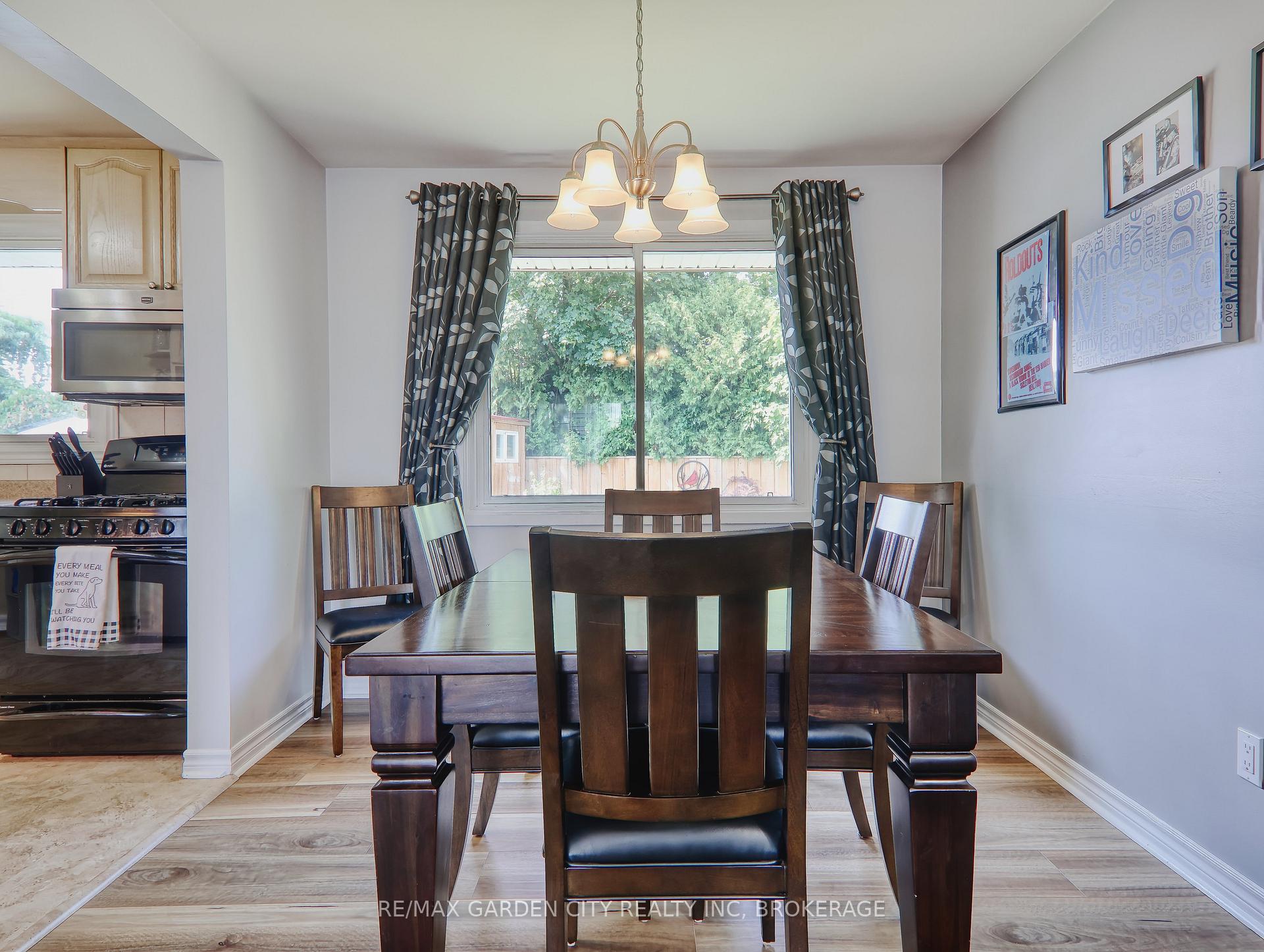 Photo 18 of 7 Chapman Court, St. Catharines, Carlton/Bunting — HOMEH