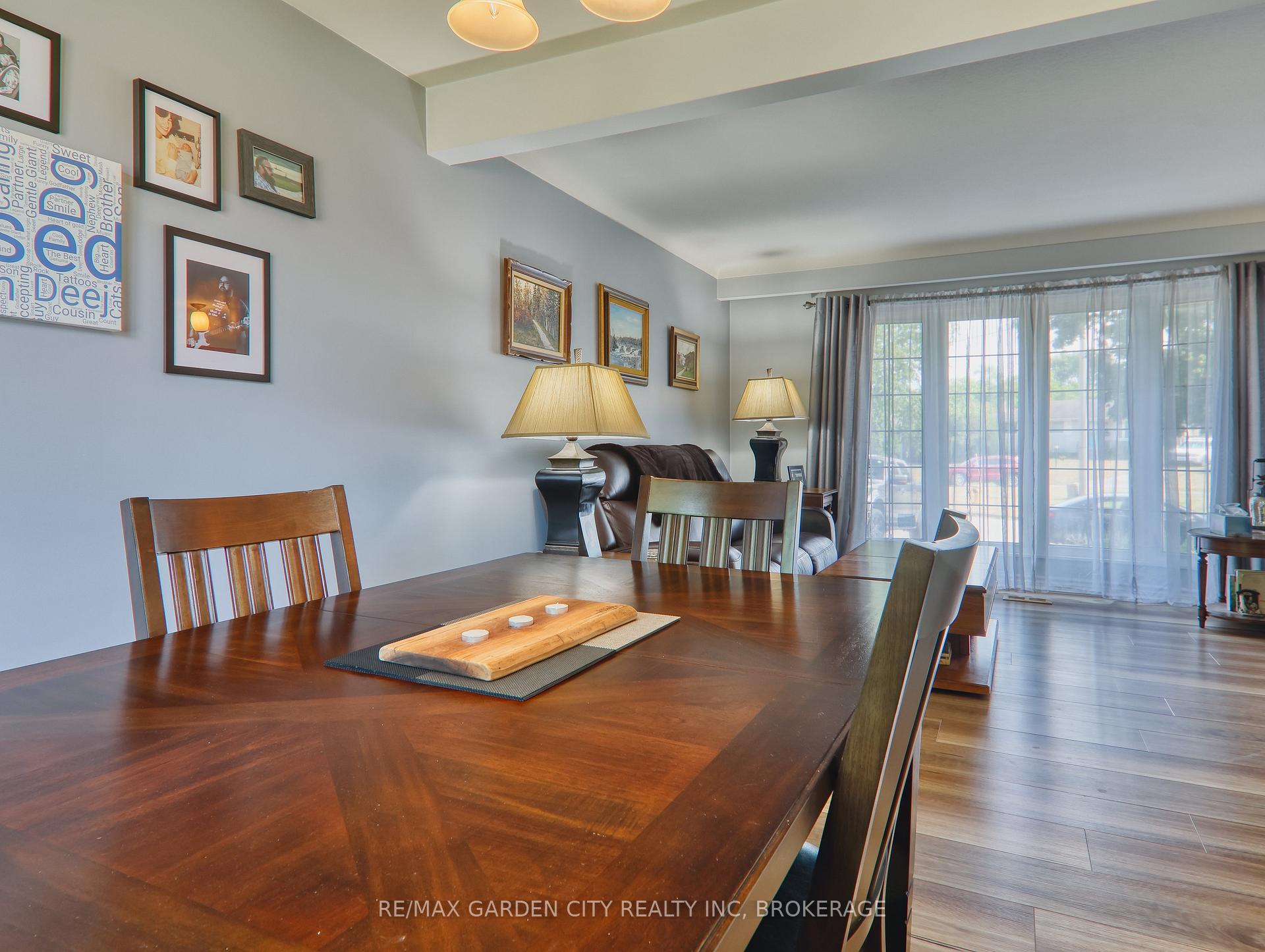 Photo 20 of 7 Chapman Court, St. Catharines, Carlton/Bunting — HOMEH