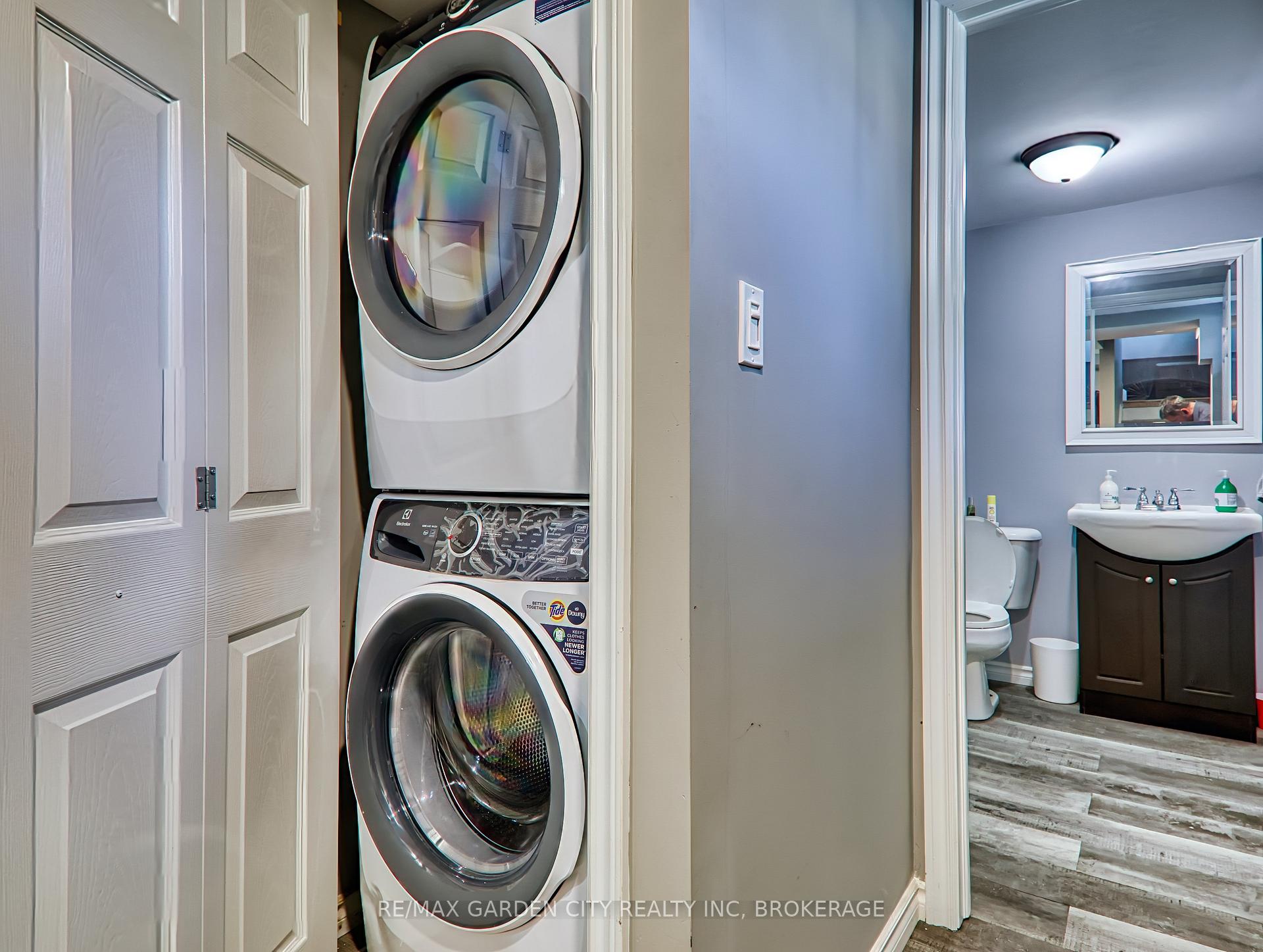 Photo 33 of 7 Chapman Court, St. Catharines, Carlton/Bunting — HOMEH