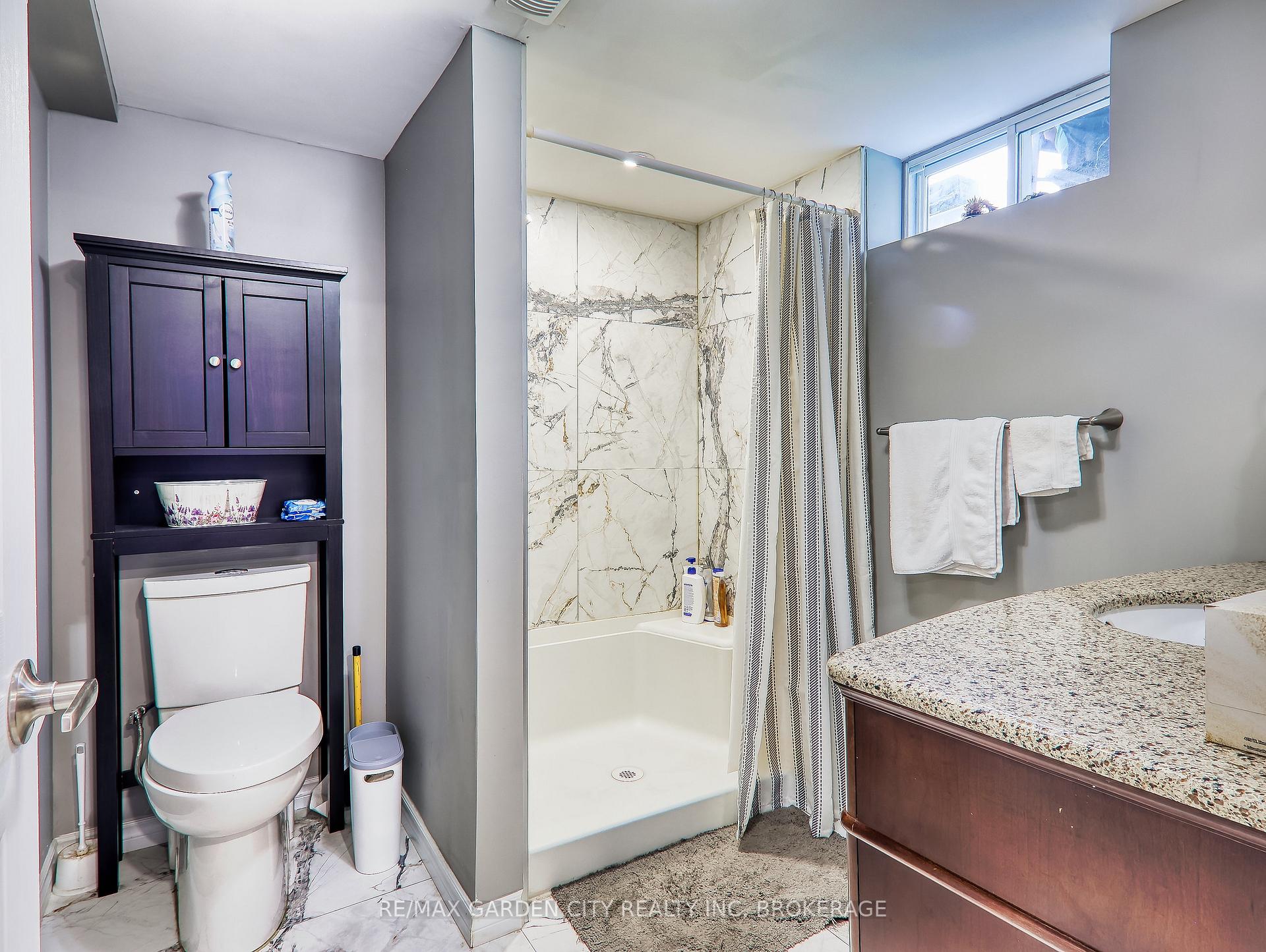 Photo 45 of 7 Chapman Court, St. Catharines, Carlton/Bunting — HOMEH