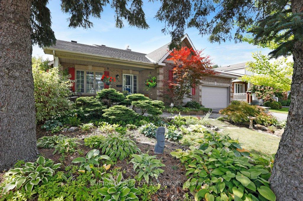 Photo 5 of 43 Forest Creek Drive, Ottawa, Stittsville (Central) — HOMEH