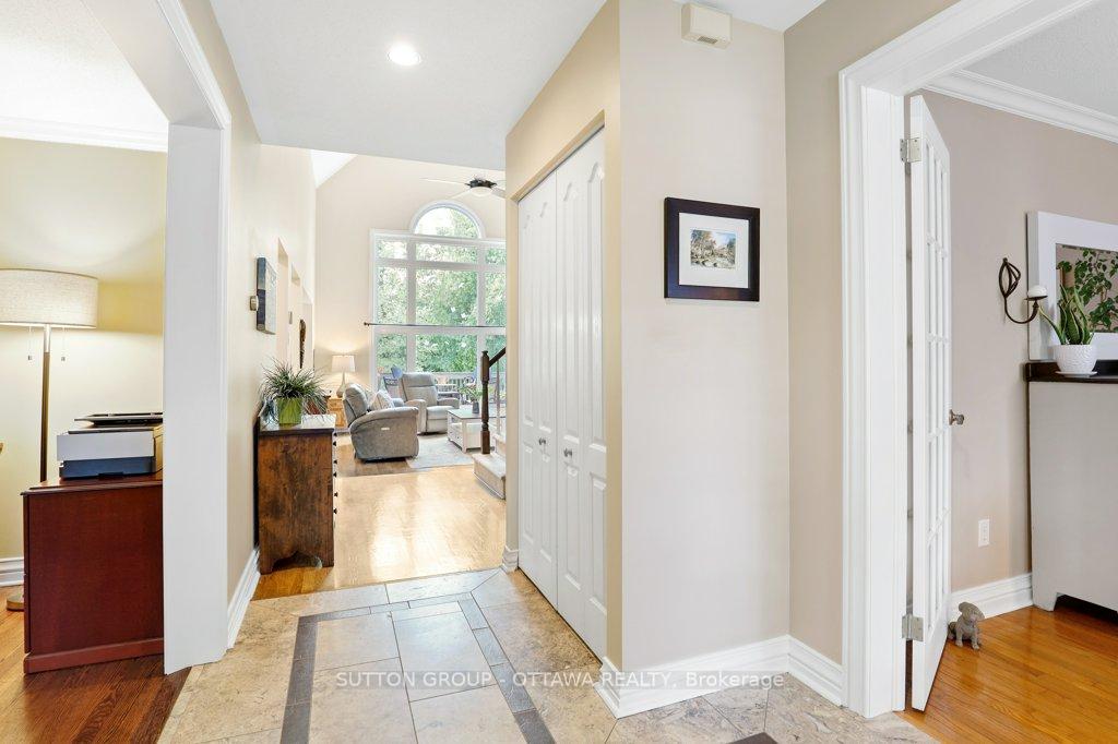Photo 7 of 43 Forest Creek Drive, Ottawa, Stittsville (Central) — HOMEH