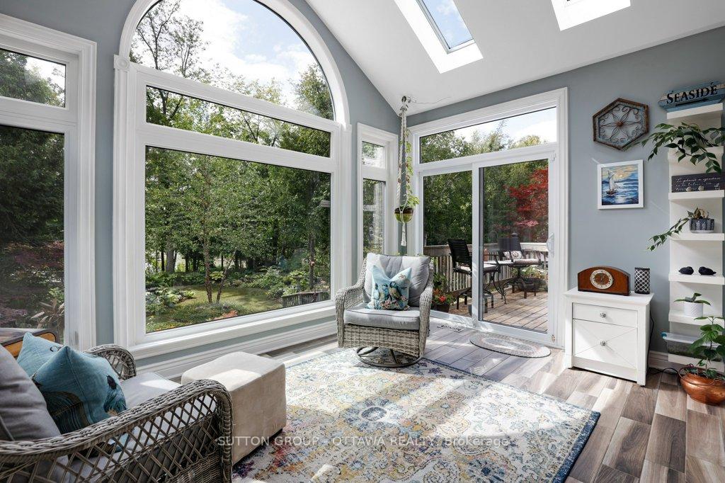 Photo 20 of 43 Forest Creek Drive, Ottawa, Stittsville (Central) — HOMEH