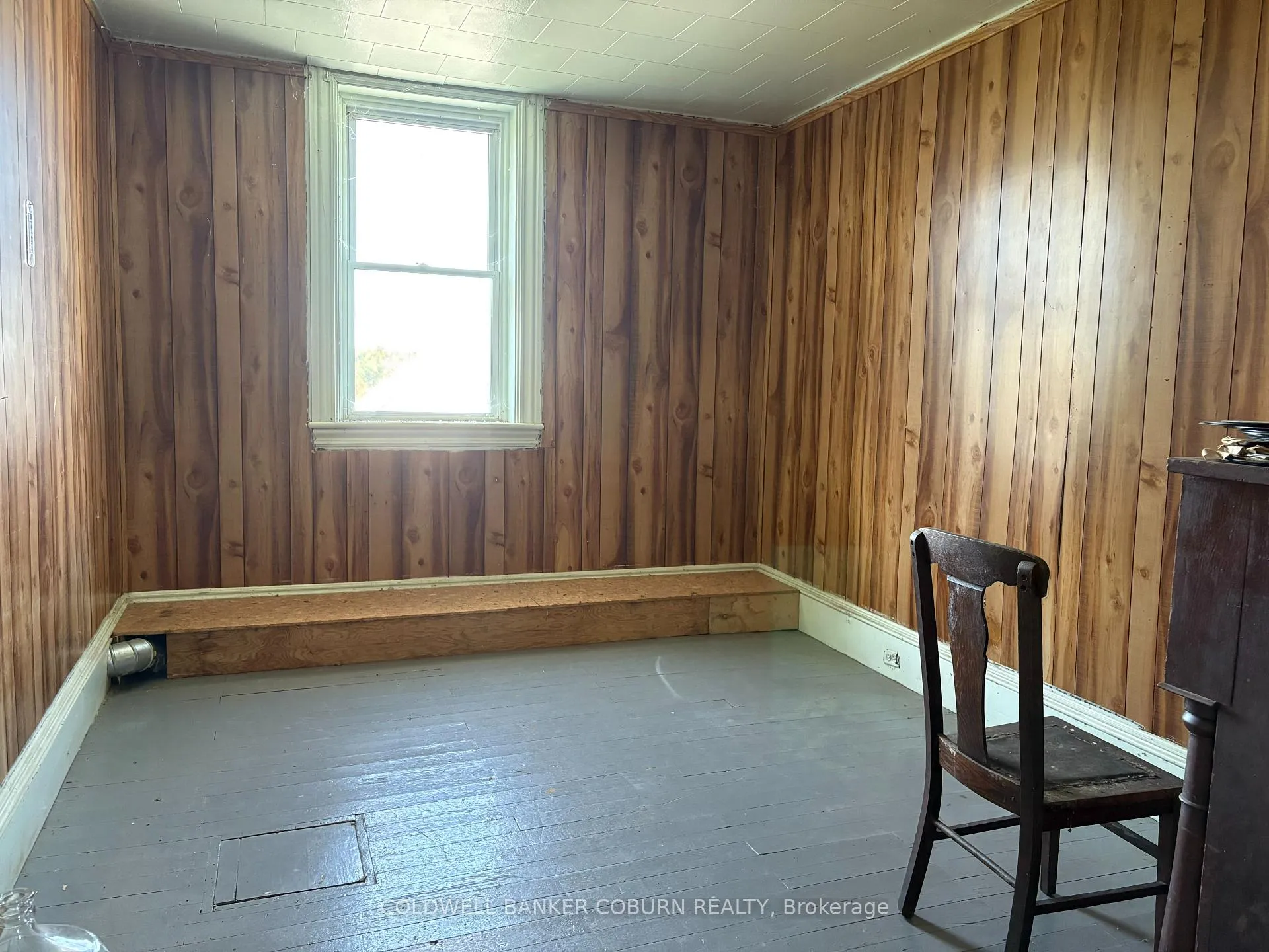 Photo 6 of 545 Rosedale Road S, Montague, Montague Twp — HOMEH