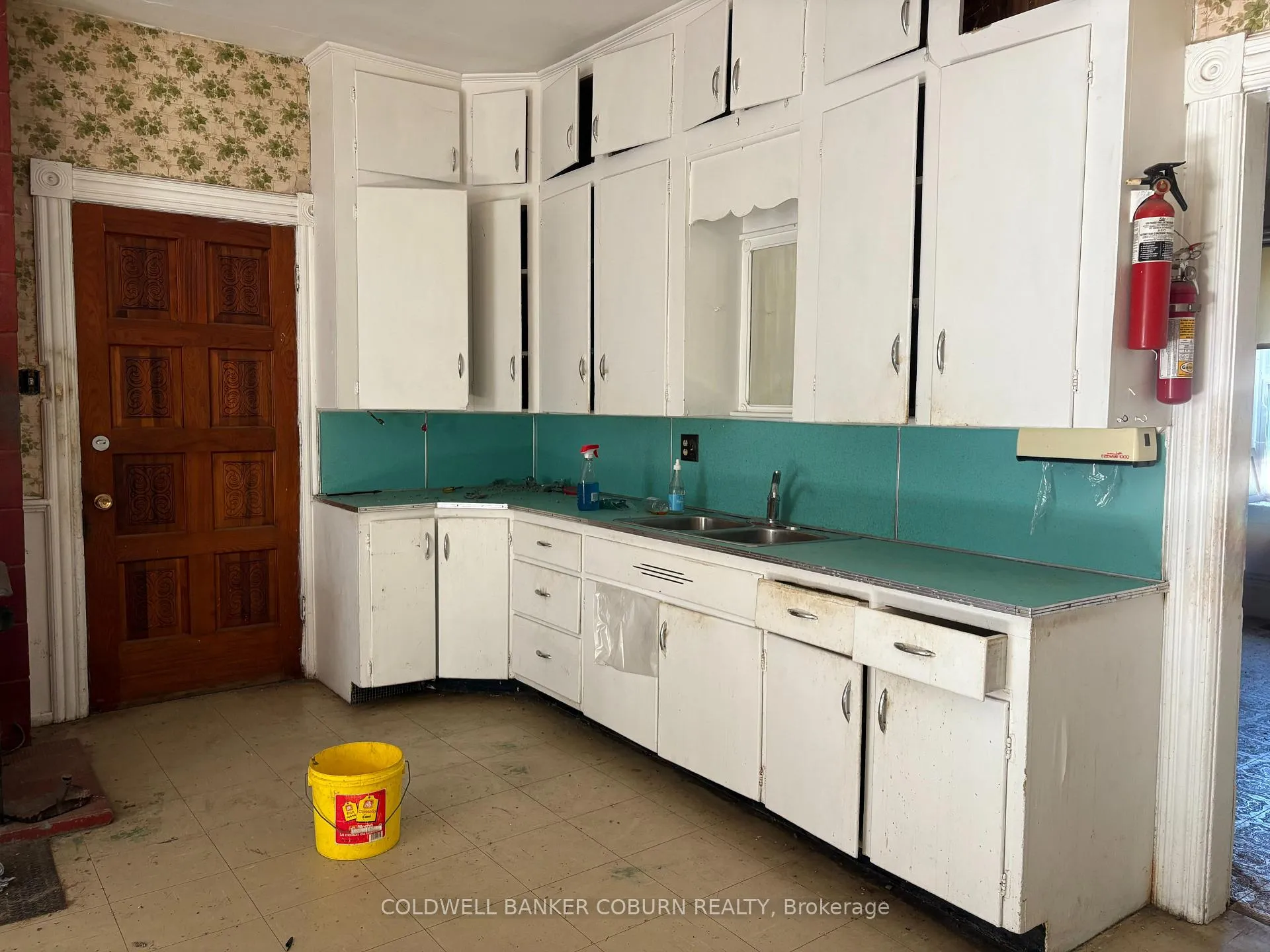 Photo 8 of 545 Rosedale Road S, Montague, Montague Twp — HOMEH