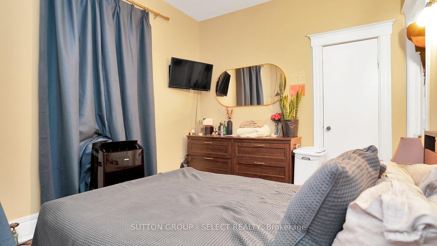 Photo 12 of 48.5 Mitchell Street, St. Thomas — HOMEH
