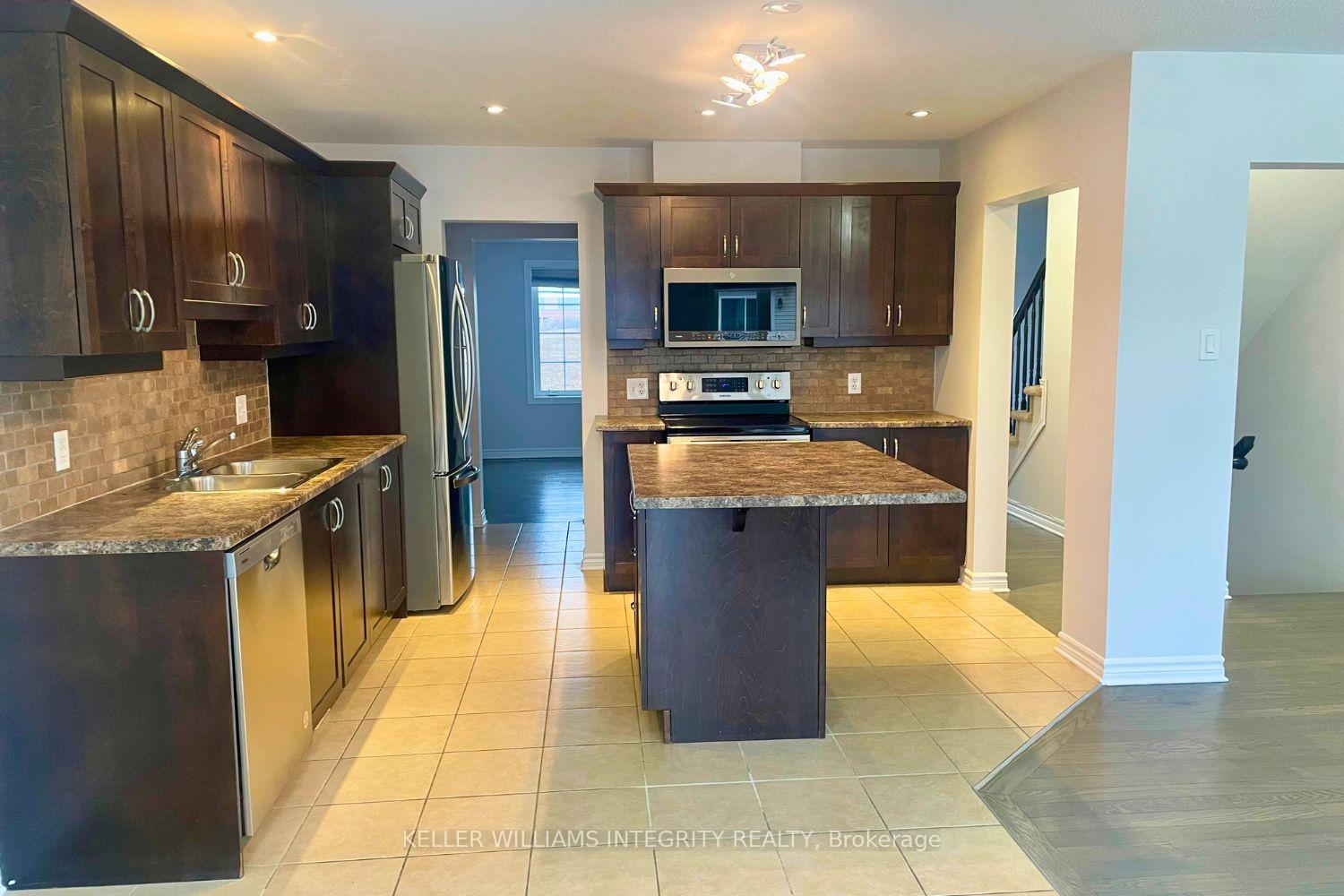 Photo 4 of 1736 Maple Grove Road, Ottawa, Stittsville (North) — HOMEH