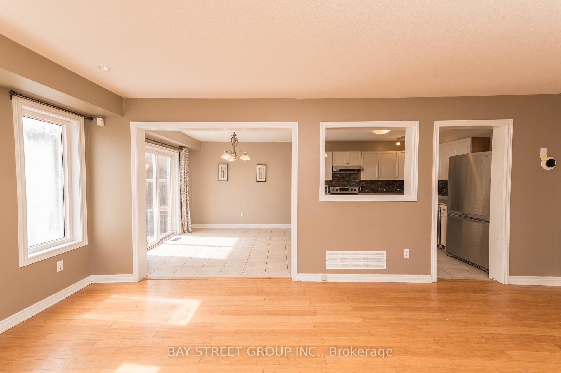 Photo 11 of 172 Mcbride Drive, St. Catharines, Rykert/Vansickle — HOMEH