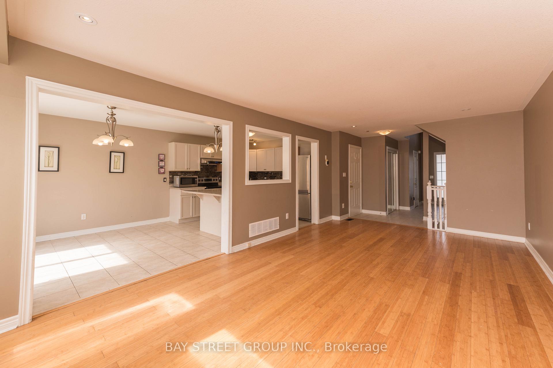 Photo 12 of 172 Mcbride Drive, St. Catharines, Rykert/Vansickle — HOMEH