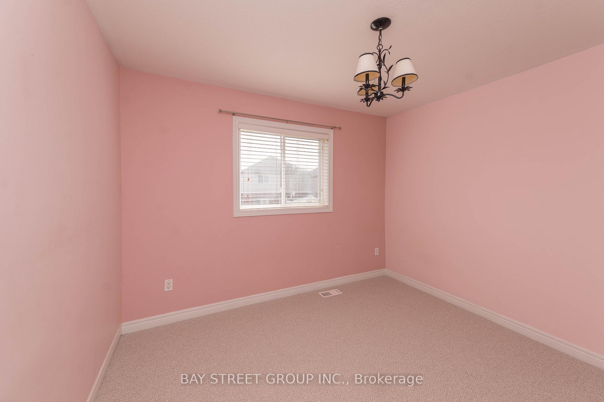 Photo 27 of 172 Mcbride Drive, St. Catharines, Rykert/Vansickle — HOMEH
