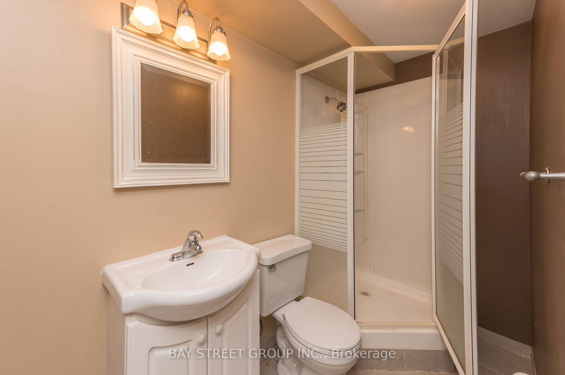 Photo 33 of 172 Mcbride Drive, St. Catharines, Rykert/Vansickle — HOMEH