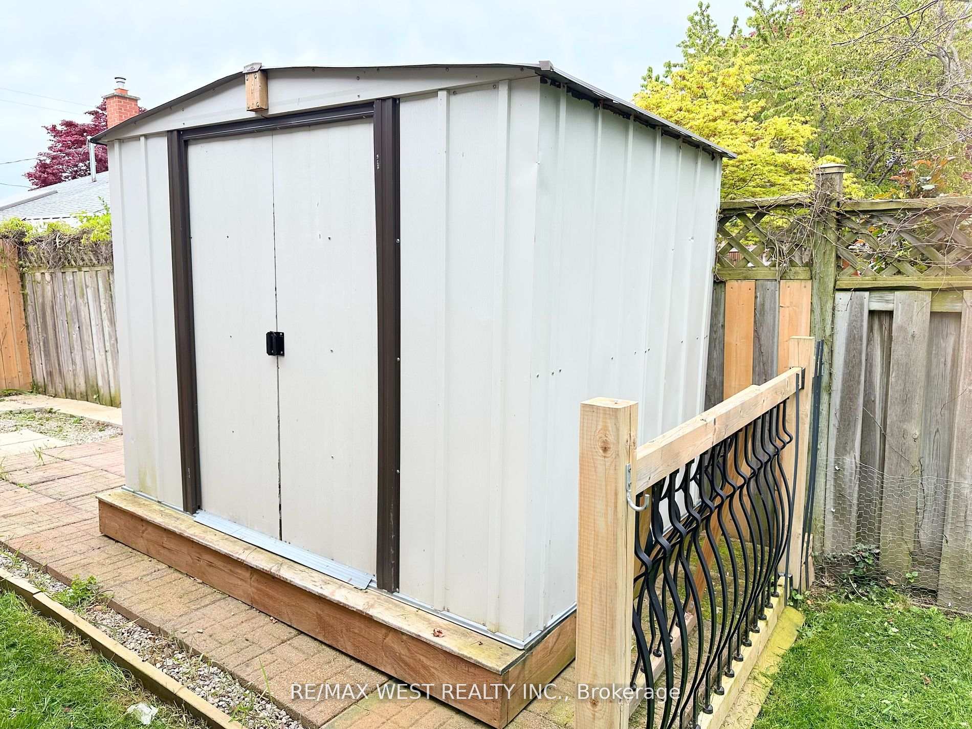 Photo 20 of 11 Howard Avenue, St. Catharines, Lakeport — HOMEH