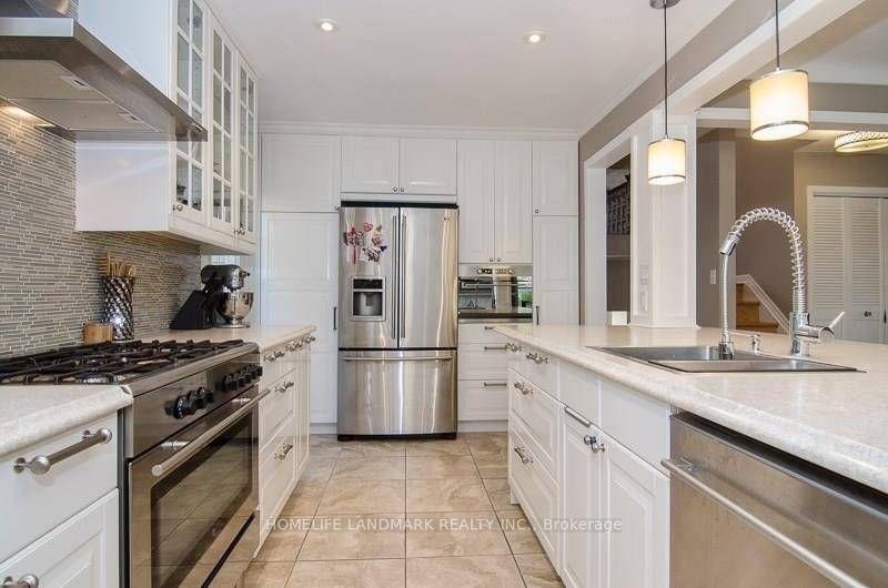 Photo 5 of 196 Lockhart Drive, St. Catharines, Glendale/Glenridge — HOMEH
