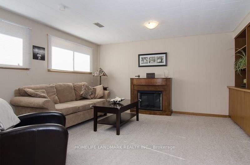 Photo 10 of 196 Lockhart Drive, St. Catharines, Glendale/Glenridge — HOMEH