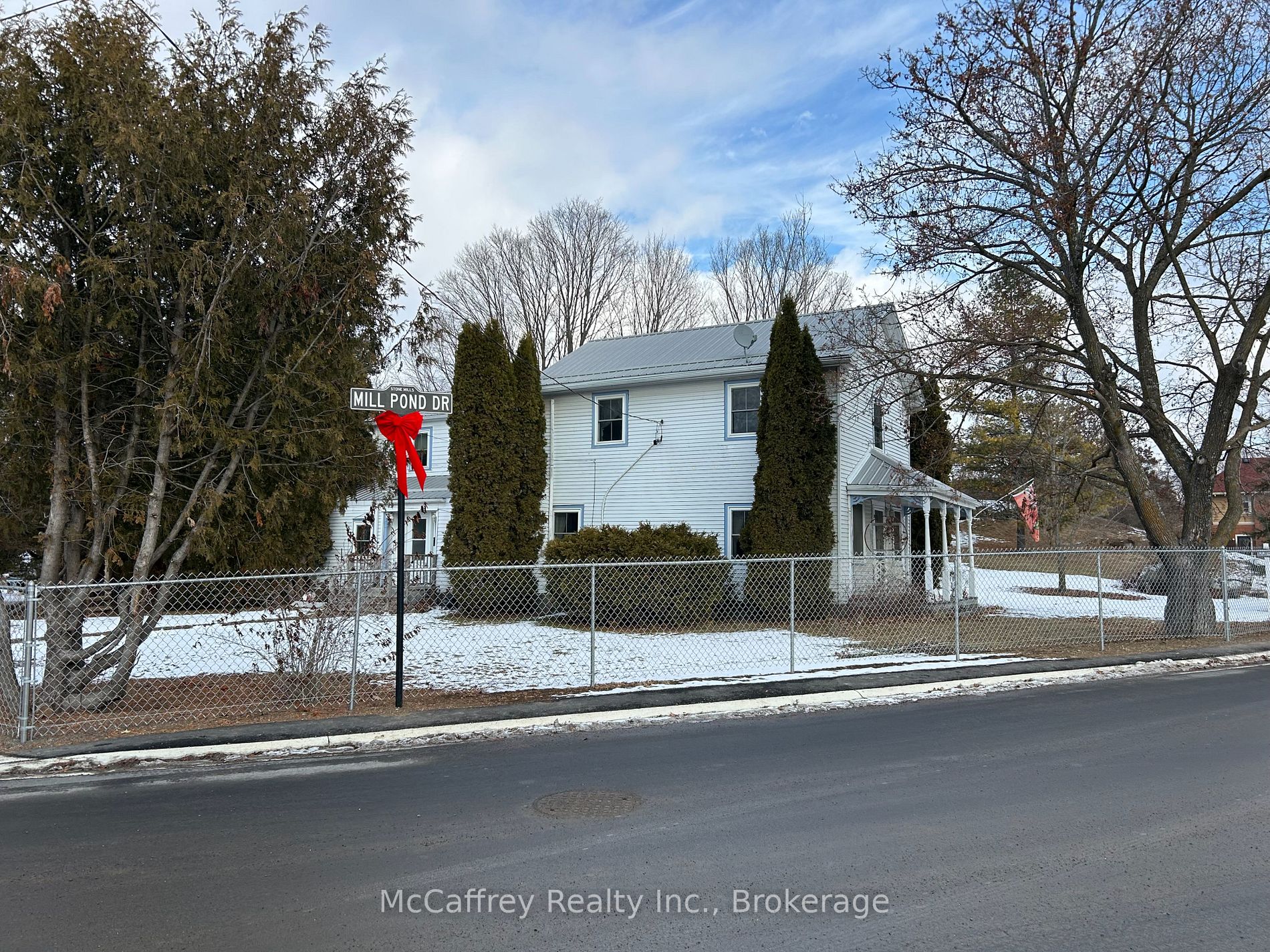 Photo 38 of 4 Peel Street, Stone Mills — HOMEH