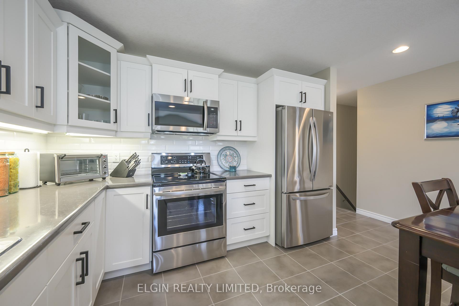 Photo 6 of 155 Peach Tree Boulevard, St. Thomas — HOMEH