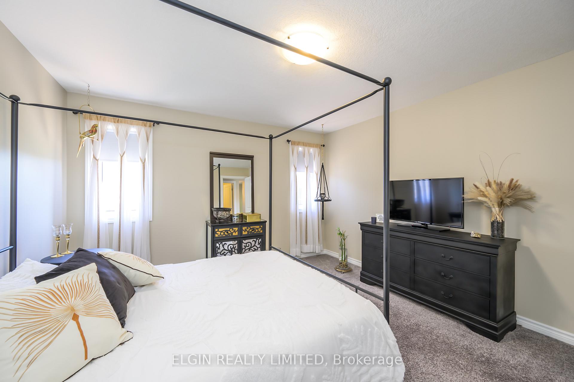Photo 13 of 155 Peach Tree Boulevard, St. Thomas — HOMEH