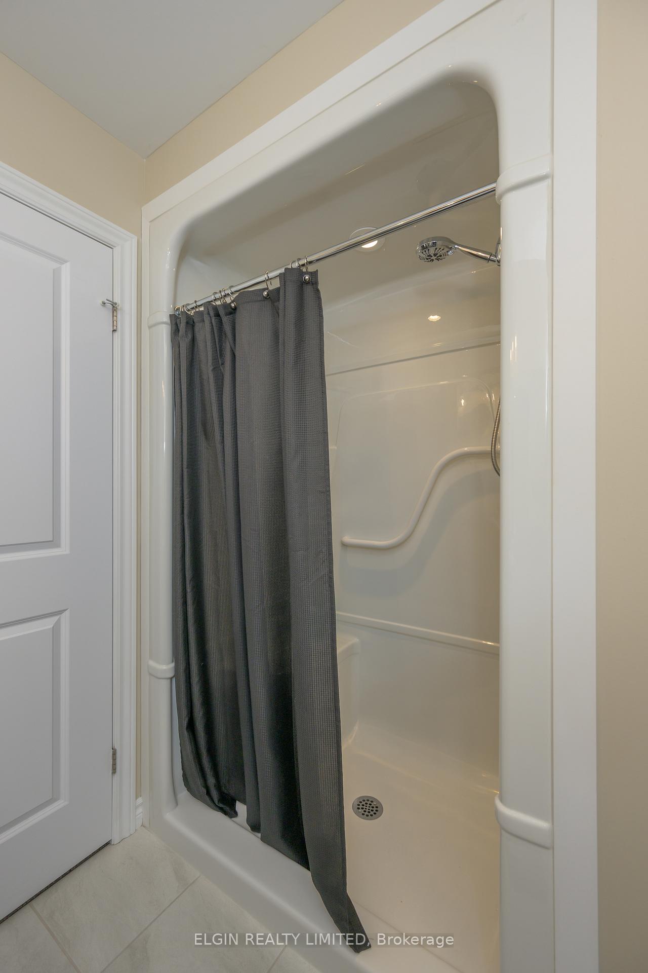 Photo 16 of 155 Peach Tree Boulevard, St. Thomas — HOMEH