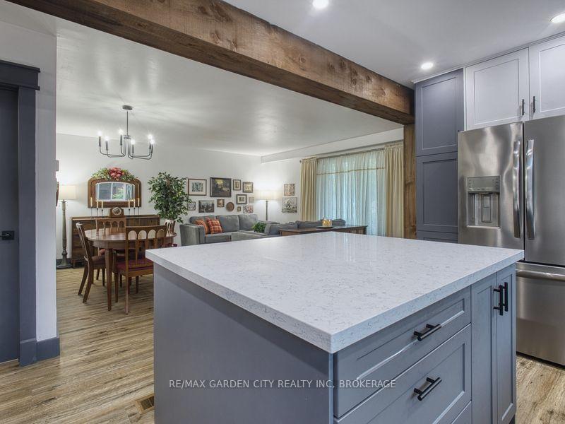 Photo 22 of 17 Regent Drive, St. Catharines, Vine/Linwell — HOMEH