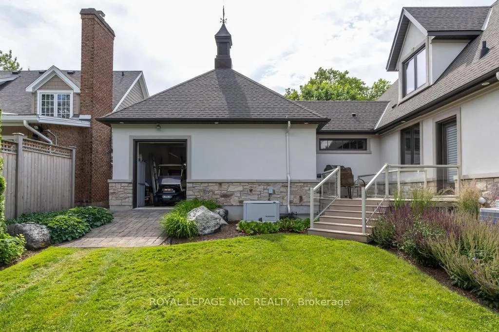 Photo 313 of 115 Riverdale Drive, St. Catharines, Old Glenridge — HOMEH