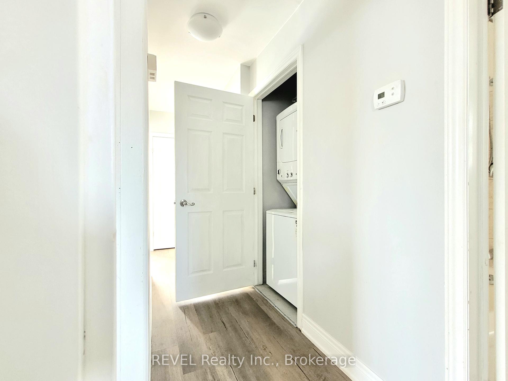 Photo 11 of Unit Upper Level, 558 Bunting Road, St. Catharines, Bunting/Linwell — HOMEH