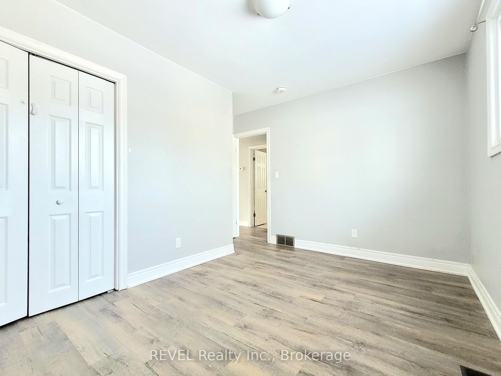 Photo 16 of Unit Upper Level, 558 Bunting Road, St. Catharines, Bunting/Linwell — HOMEH