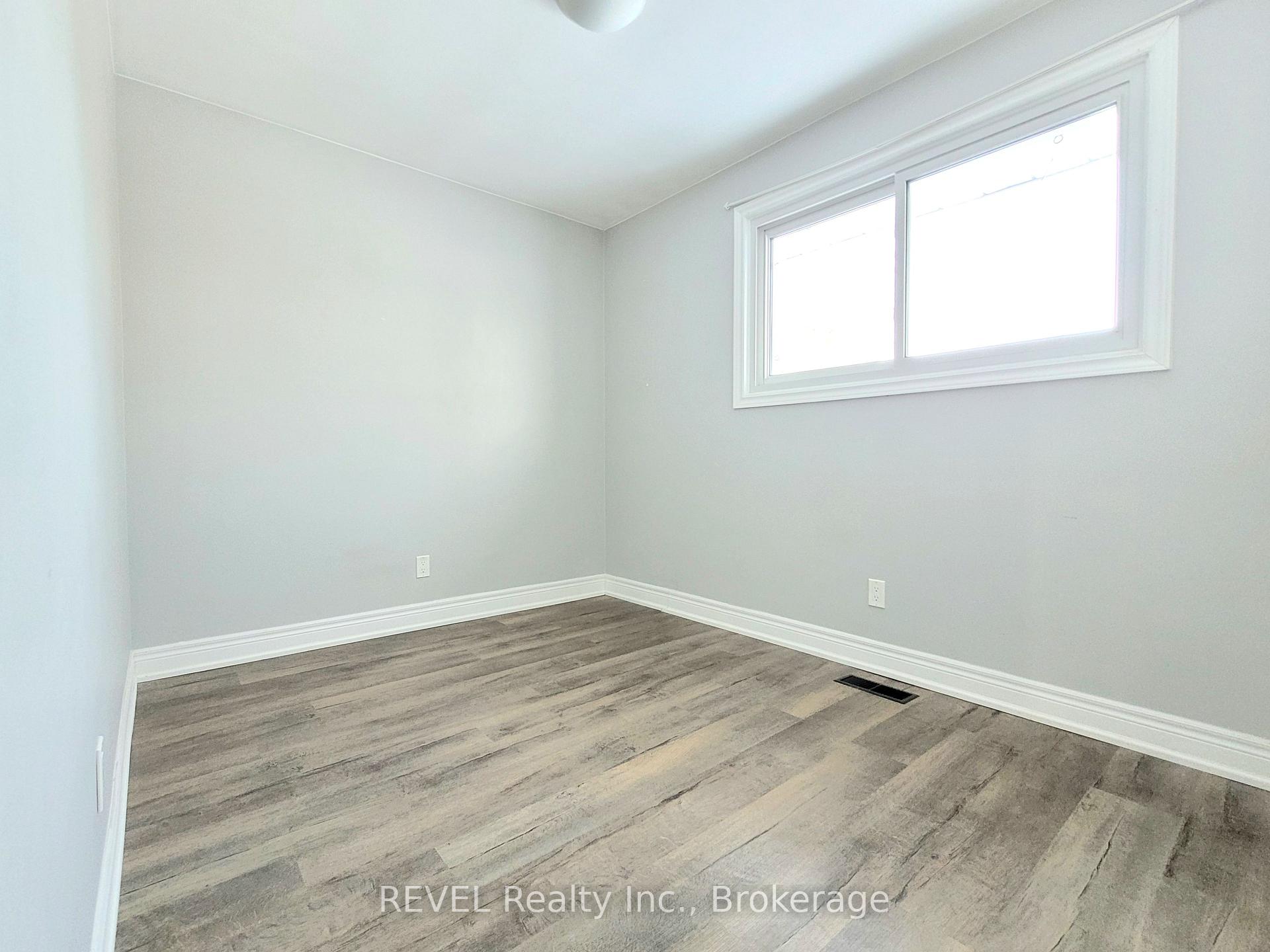 Photo 17 of Unit Upper Level, 558 Bunting Road, St. Catharines, Bunting/Linwell — HOMEH