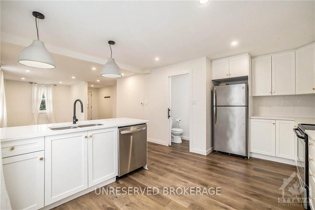 Photo 7 of Unit B, 32 Colonel Murray Street, Ottawa, Richmond — HOMEH