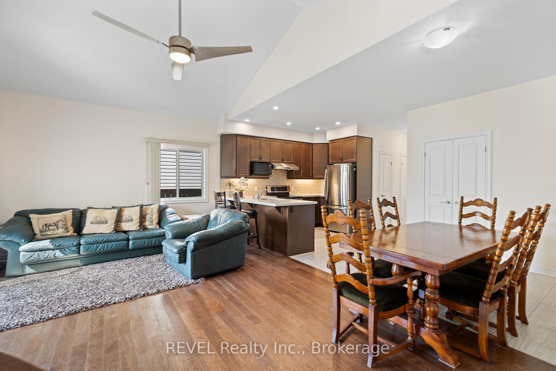 Photo 14 of 11 Berkshire Drive, St. Catharines, Carlton/Bunting — HOMEH