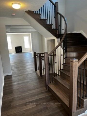 Photo 3 of 757 Derreen Avenue, Ottawa, Stittsville (North) — HOMEH