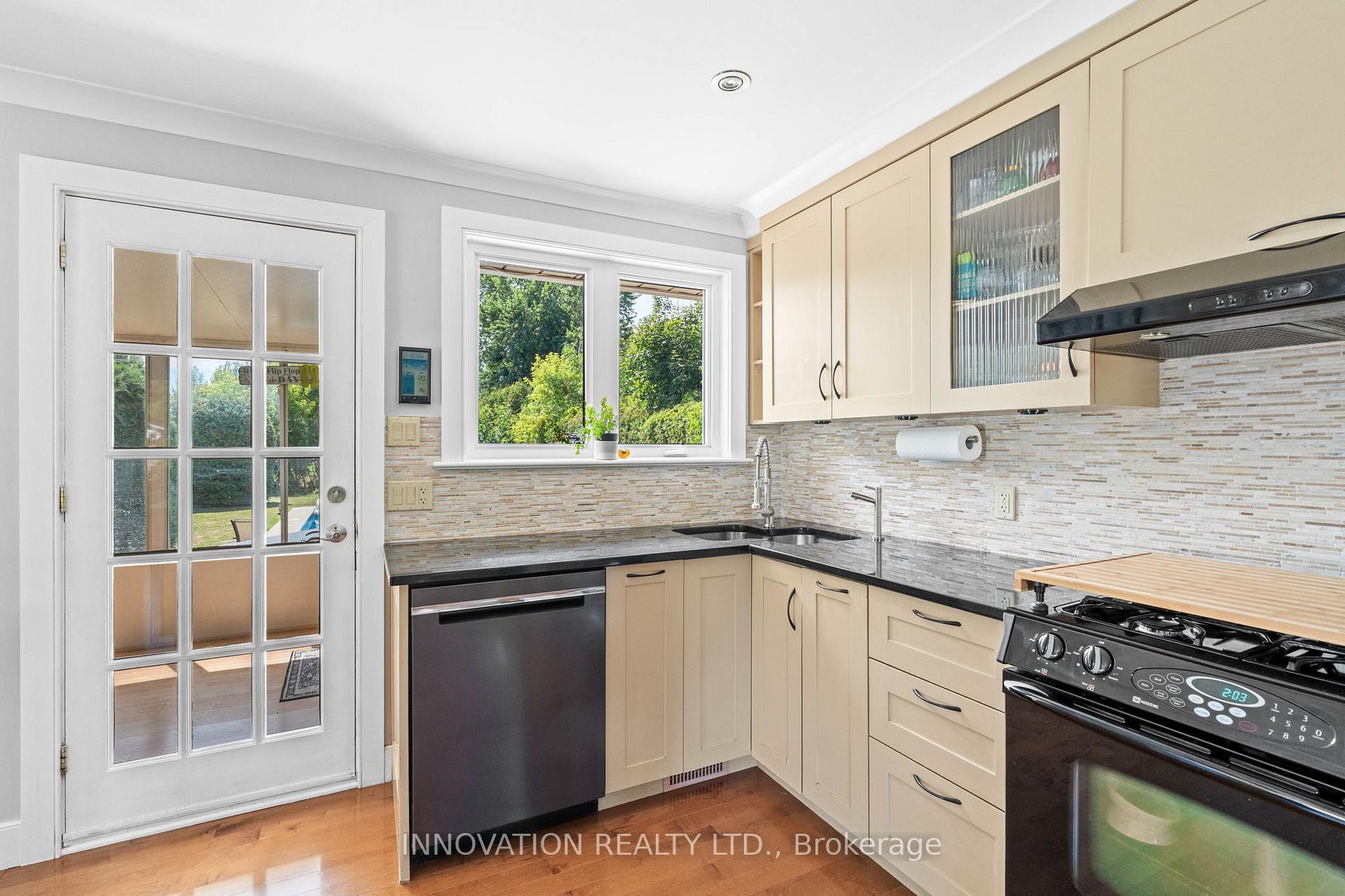 Photo 10 of 77 Colonel Murray Street, Ottawa, Richmond — HOMEH