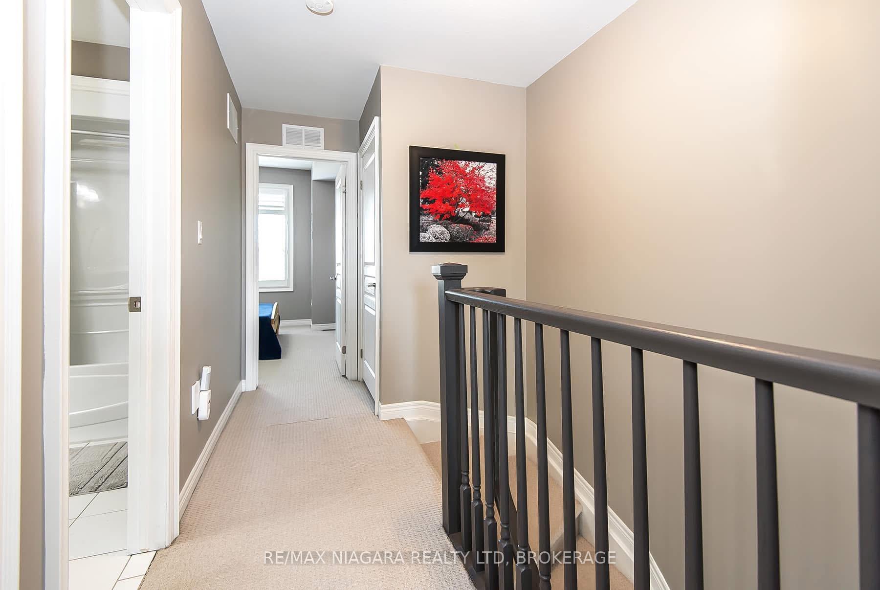Photo 19 of 23 Durksen Drive, St. Catharines, Downtown — HOMEH