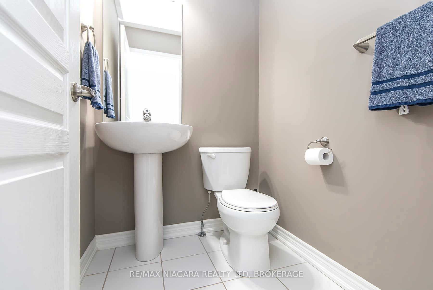 Photo 31 of 23 Durksen Drive, St. Catharines, Downtown — HOMEH