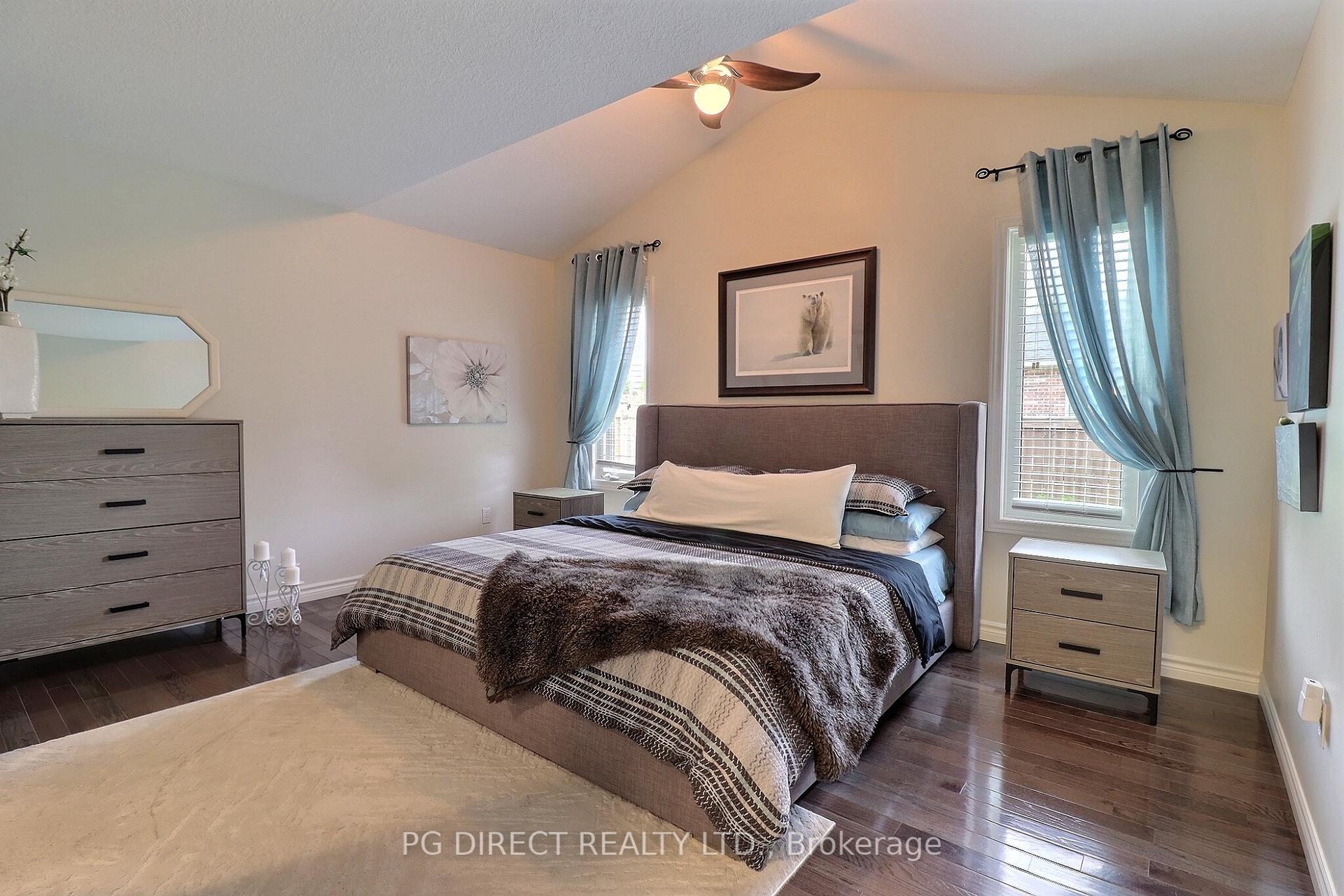 Photo 9 of 8 Primrose Court, St. Thomas — HOMEH