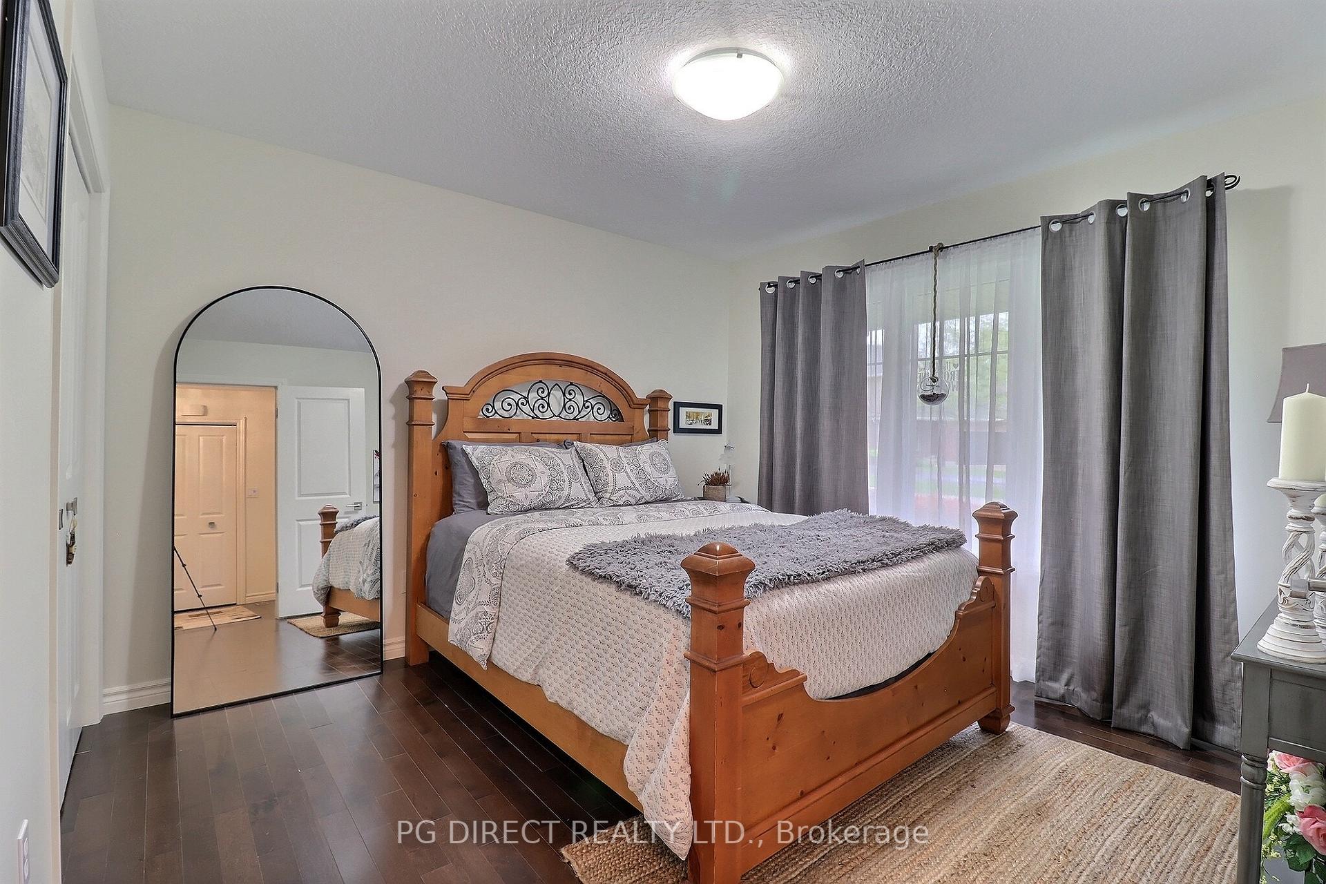 Photo 12 of 8 Primrose Court, St. Thomas — HOMEH